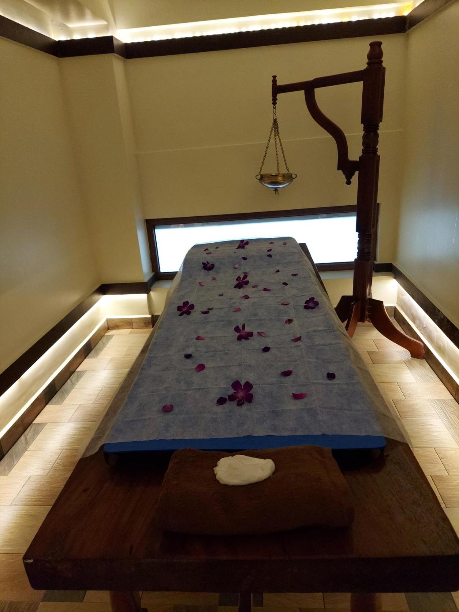 Elixir Hills Suites Resort And Spa 蒙纳 外观 照片