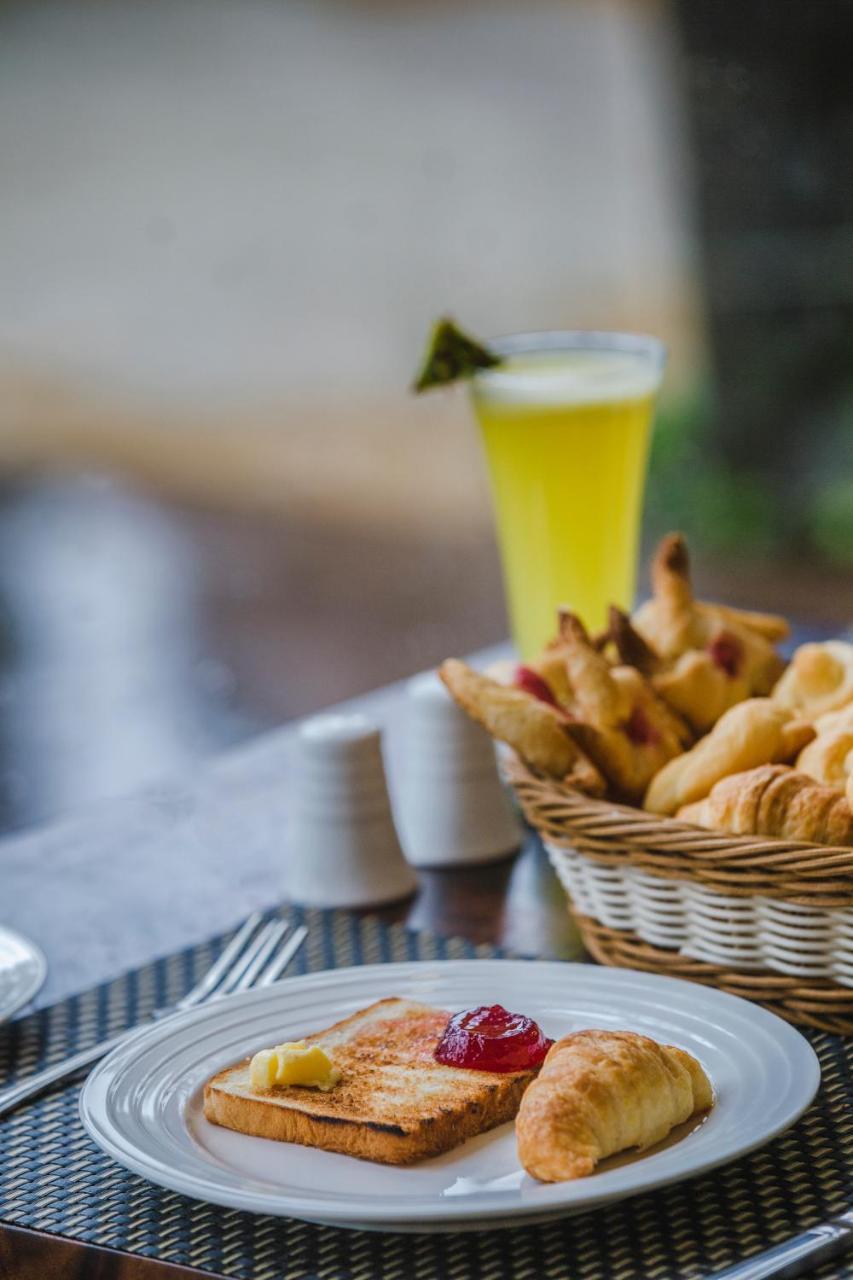 Elixir Hills Suites Resort And Spa 蒙纳 外观 照片